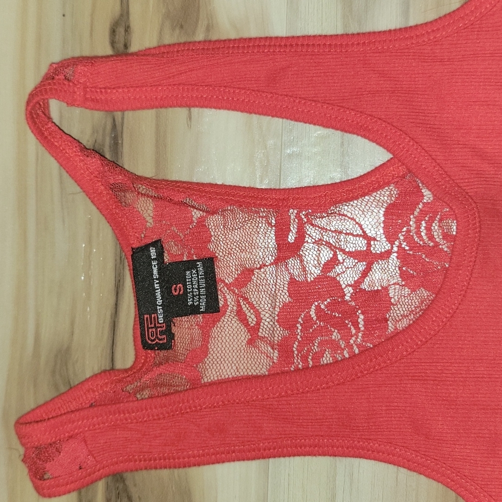 Red Ribbed With Lace See Thru Back Tank Top - Picture 3 of 9
